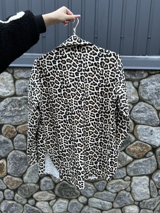 Жіноча рубашка H&M, леопардова, майже нова