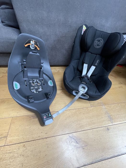 Fotelik Cybex Sirona Z z bazą obrotową