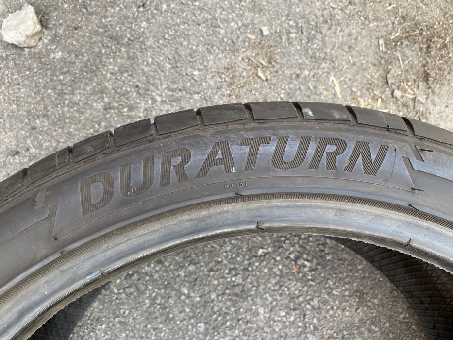 2шт 6мм 255/40R19 Duraturn Mozzo Sport