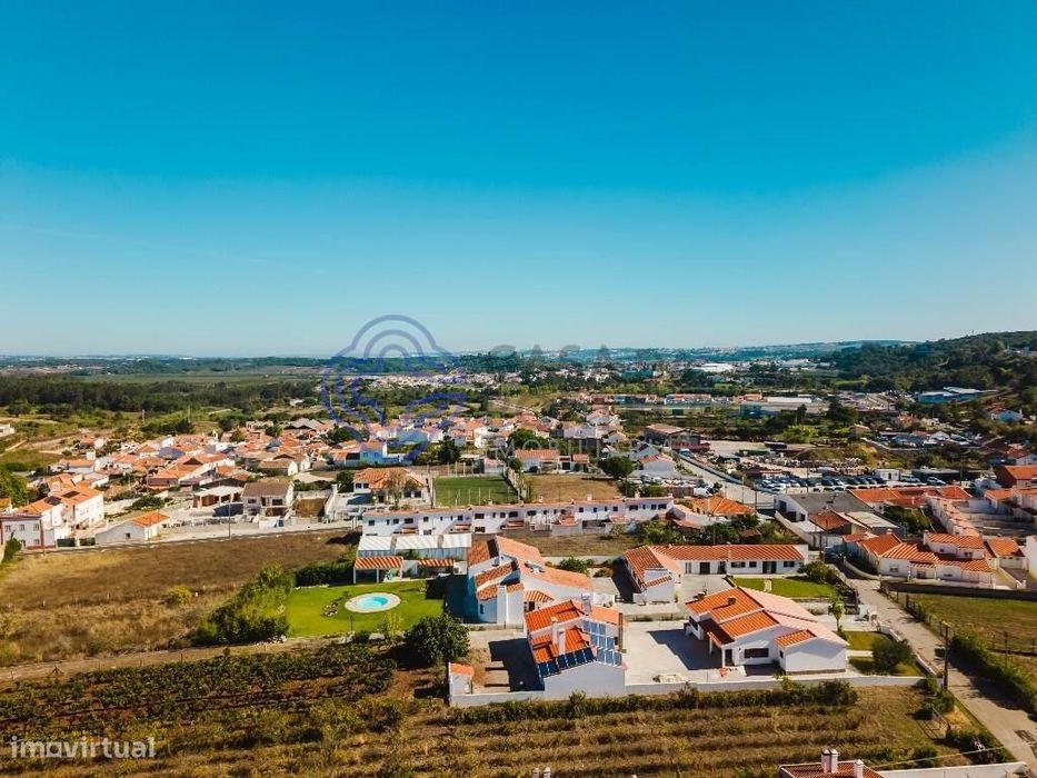 Moradia T3 independente com garagem na A-da-Gorda