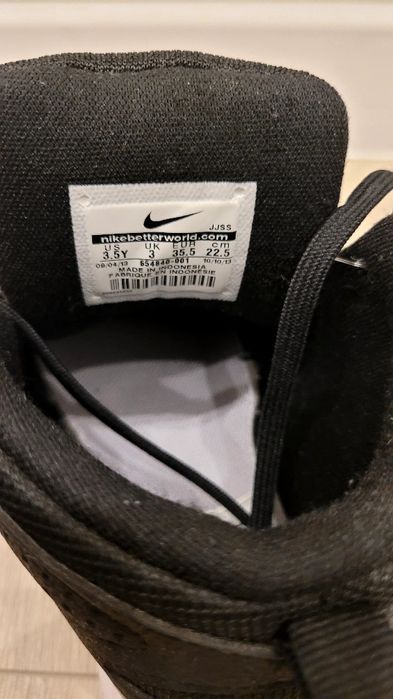 Buty NIKE Free RUN 2 sneakerboot 35,5 czarne białe