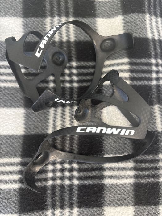 Suportes de bidoes canwin bike