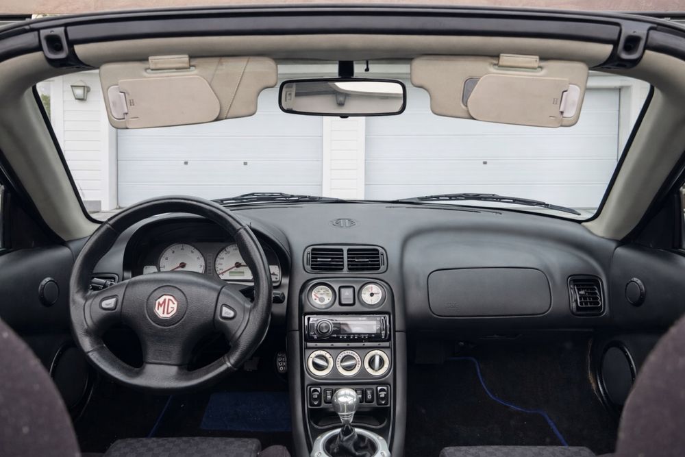 MGF 1.8 120cv 93.000 kms