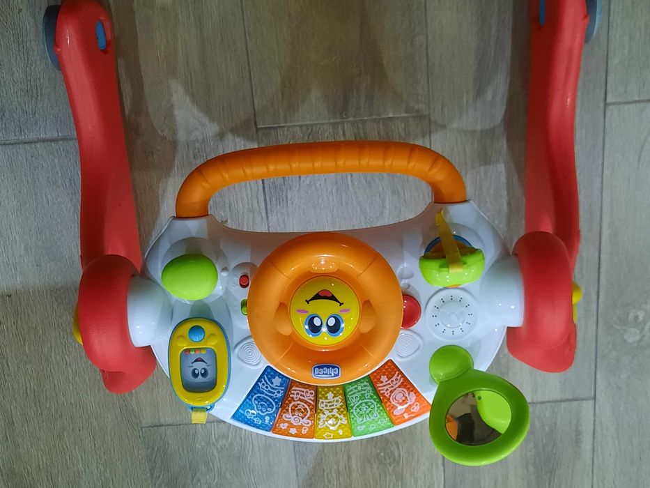 CHICCO, Cresce e caminha _ 4 em 1