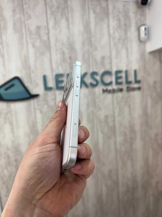 IPHONE 17 PRO - 256GB - BRANCO - Novo, caixa aberta