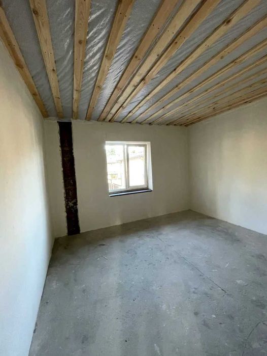 Двоповерховий будинок 100 м² в Ірпені, ГАЗ, чистове оздоблення, ліс