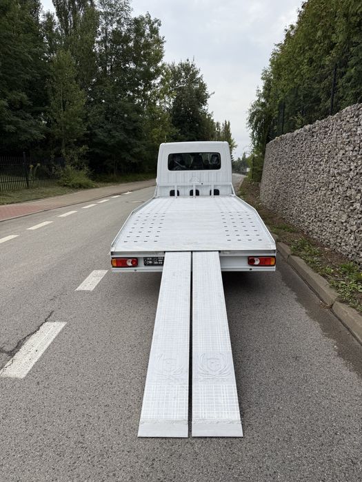 PRODUCENT autolawet aluminiowych– najazd, platforma, zabudowa panelowa