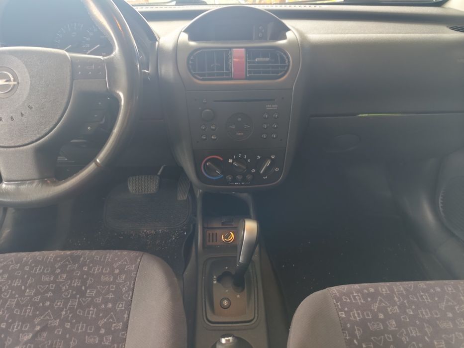 Corsa 1.2 Elegance Easytronic Cx Automática