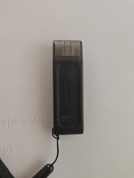 Флешка Kingston 64 gb Type-C