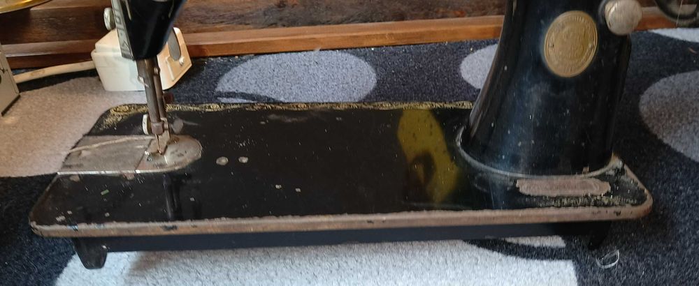 Singer stara maszyna do szycia -bez podstawy