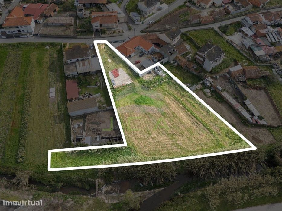 Terreno com 3.432m2 na Carreira - Monte Redondo — Leiria, Pousos, Barreira E Cortes, Leiria