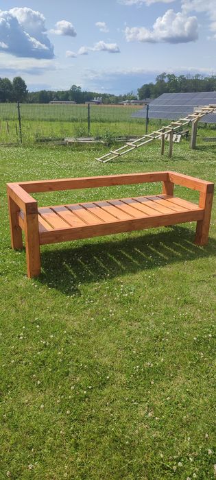 Solidne meble ogrodowe