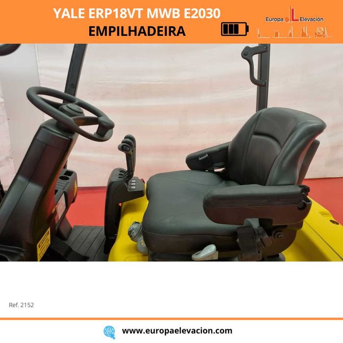 Empilhadeira elétrica