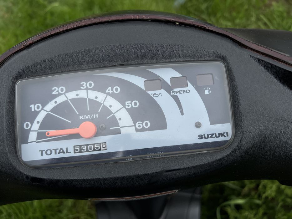 Скутер Suzuki Lets 3 . Бабочка.