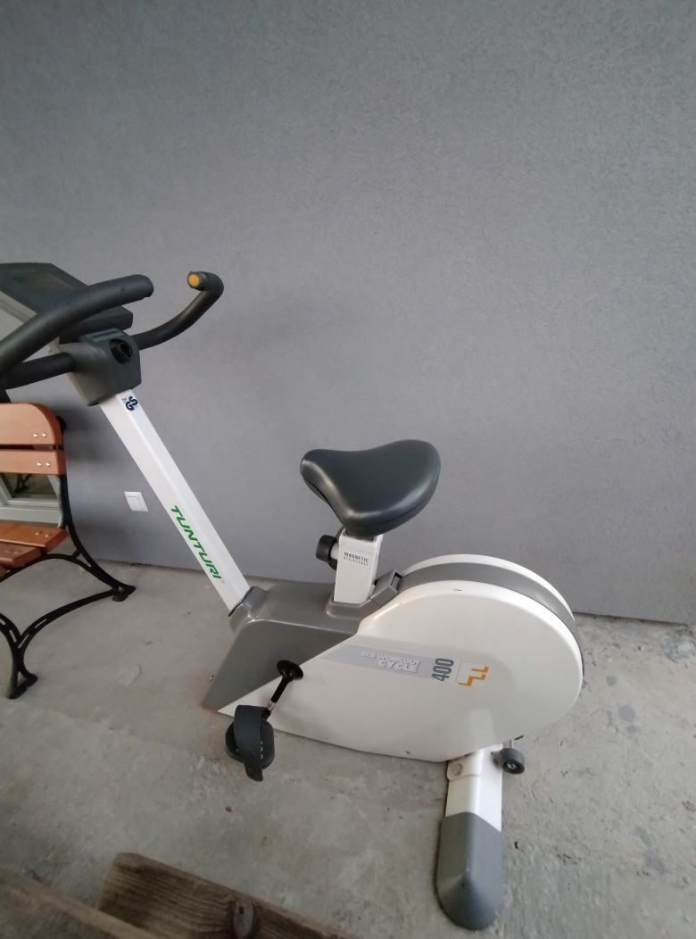 Tunturi ecb workout cycle 400 sale