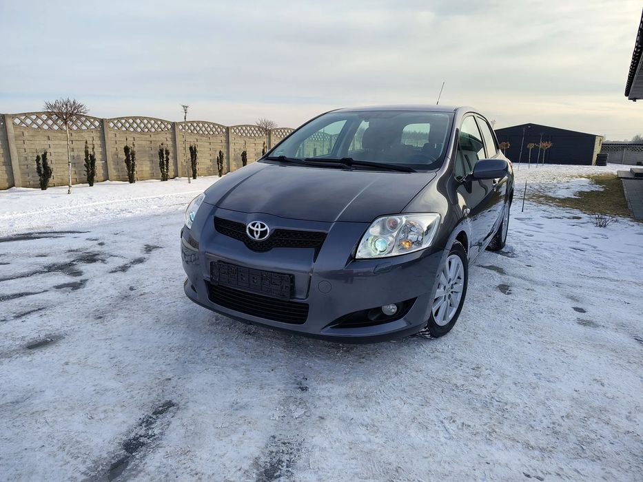 Toyota Auris **1.6**Bezwypadkowy**