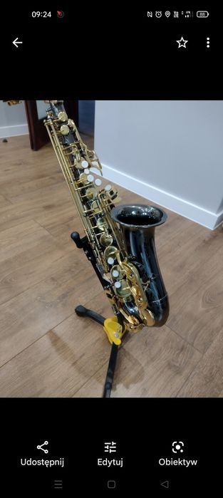 Saksofon altowy      ..