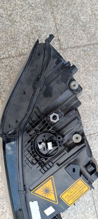 Farol Otica BMW X7 G07 laser