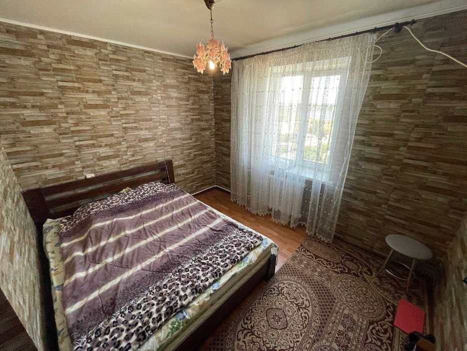 Продаж 3-х кімнатної квартири вул Квітнева