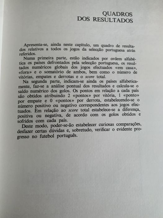Coleção de livros da história  de  futebol desde seleção ao clubes como Benfica sporting etc