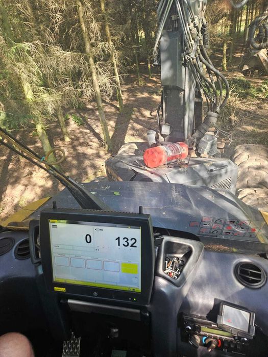 Używany Harwester PONSSE Ergo głowica H6 sprawny