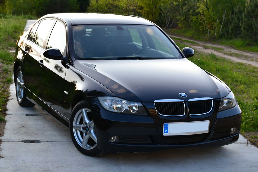 BMW e90 2.0b Sedan 200tyś km BDB STAN klima ZAREJESTROWANY