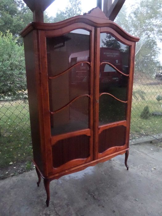 piękna ludwikowska  witryna biblioteka stan bdb wysyłka dowóz