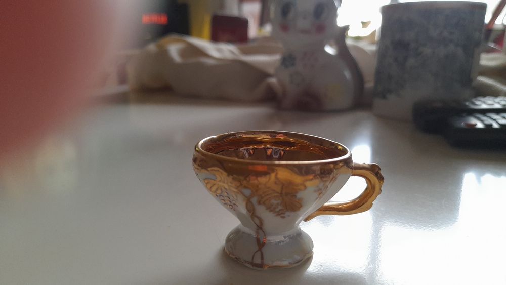 Mini chavena dourada