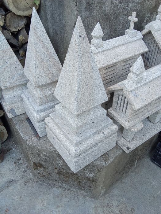 Pirâmides de granito