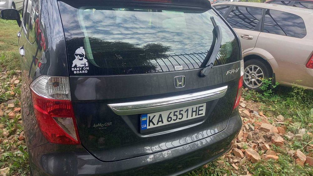 продам японське авто Honda fr v