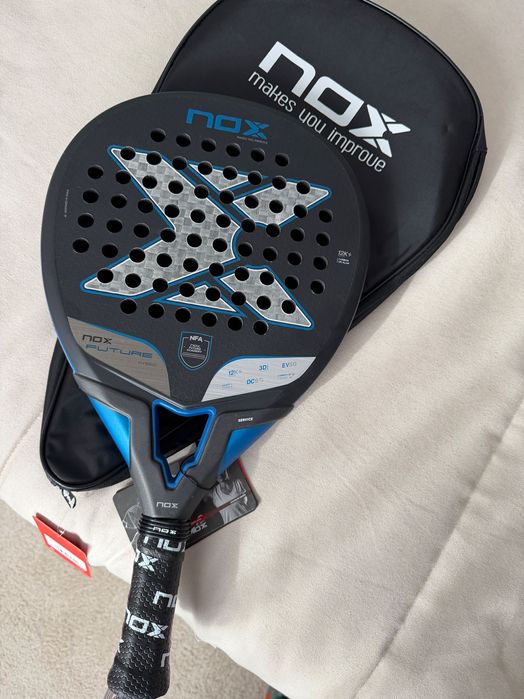 Vendo Raquete Padel NOX Future Hybrid 2025
