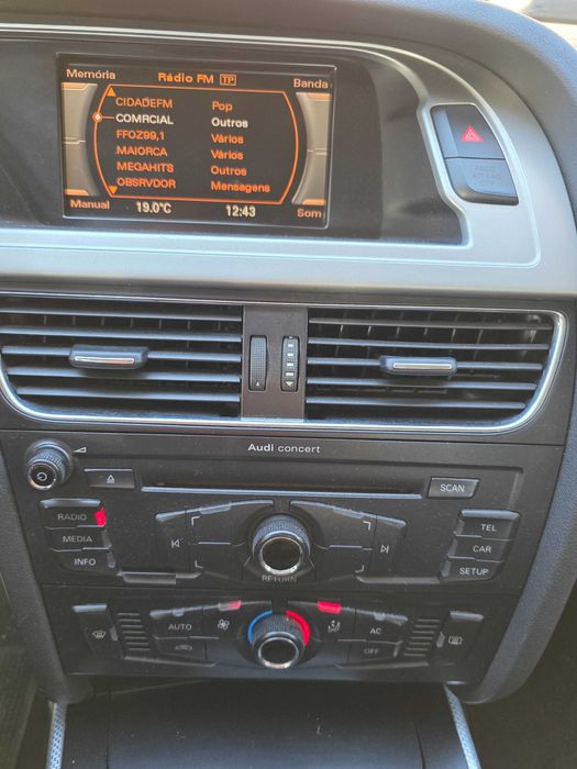 Audi A4 2.0 TDI 4P 143CV