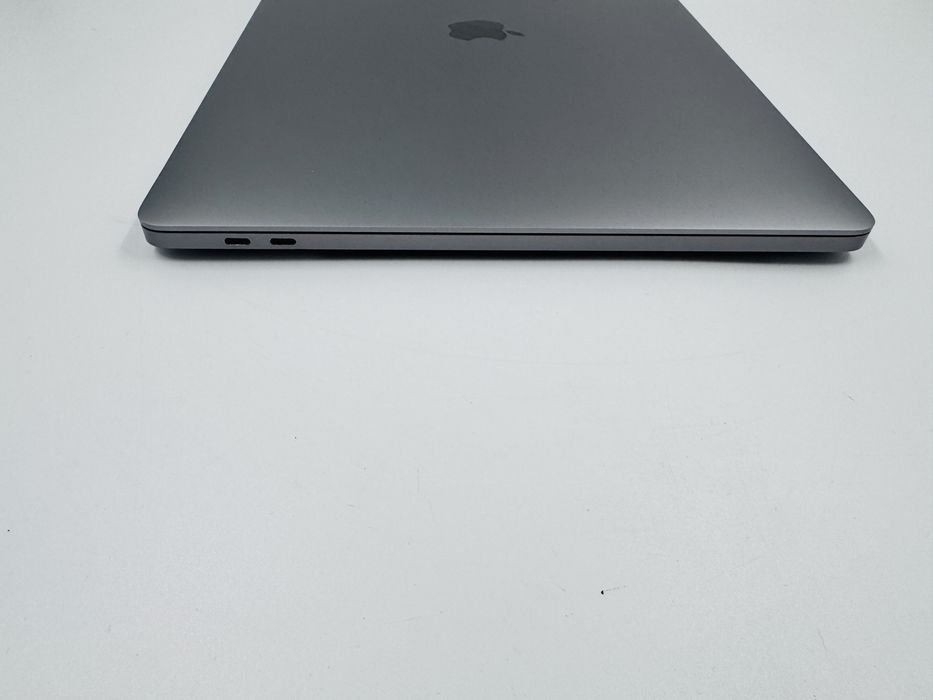 macbook pro 16