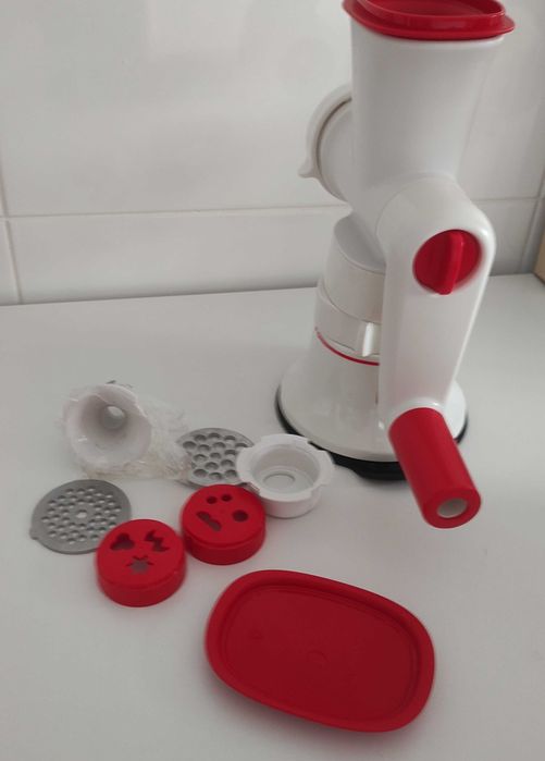 Picadora tupperware nova
