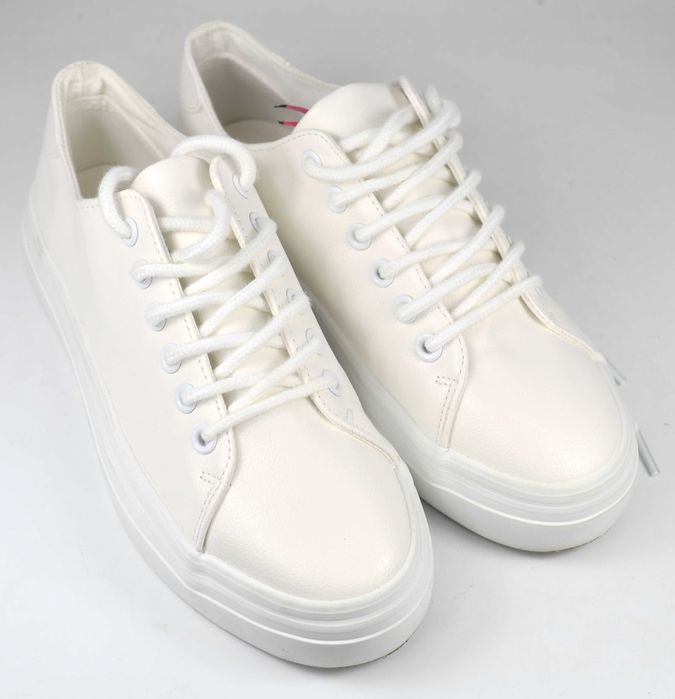 Jak nowe trampki Pier One roz. 37