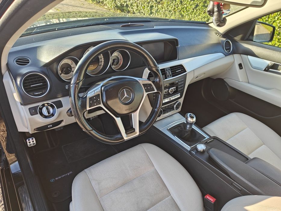 Mercedes-benz C220 CDI
