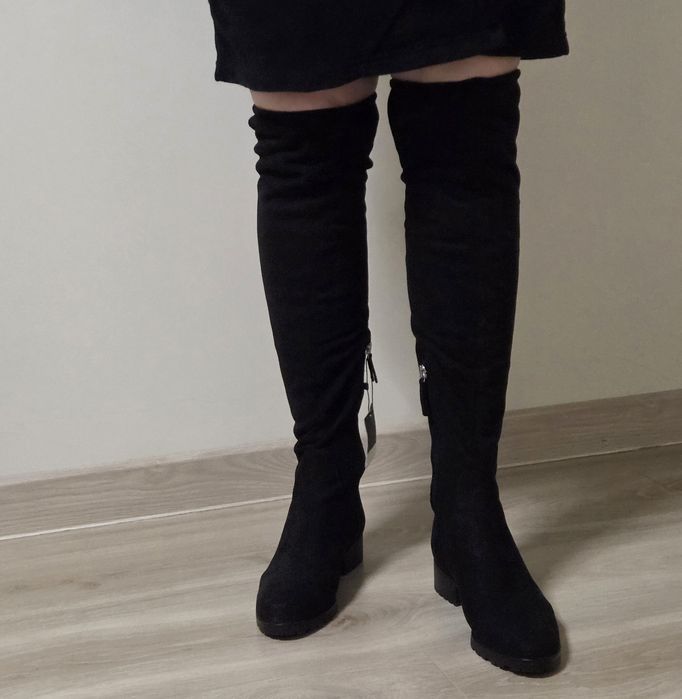 Високі чоботи - ботфорти zara. р. 35.