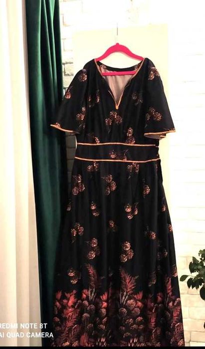 sukienka  czarna koktailowa r 38 dmuchawce