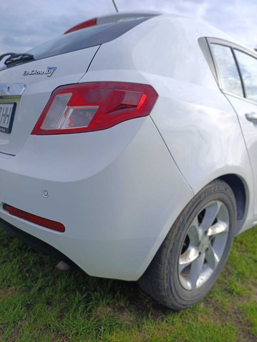 Продам Geely Emgrand EC7-RV