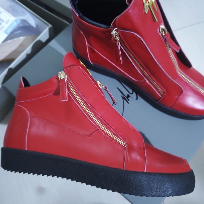 Кросівки Giuseppe Zanotti ЧИТАТИ ОПИС