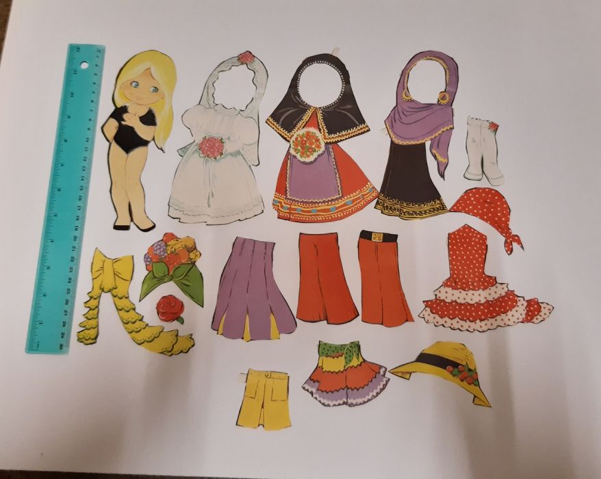 Bonecas em papel para vestir anos 80