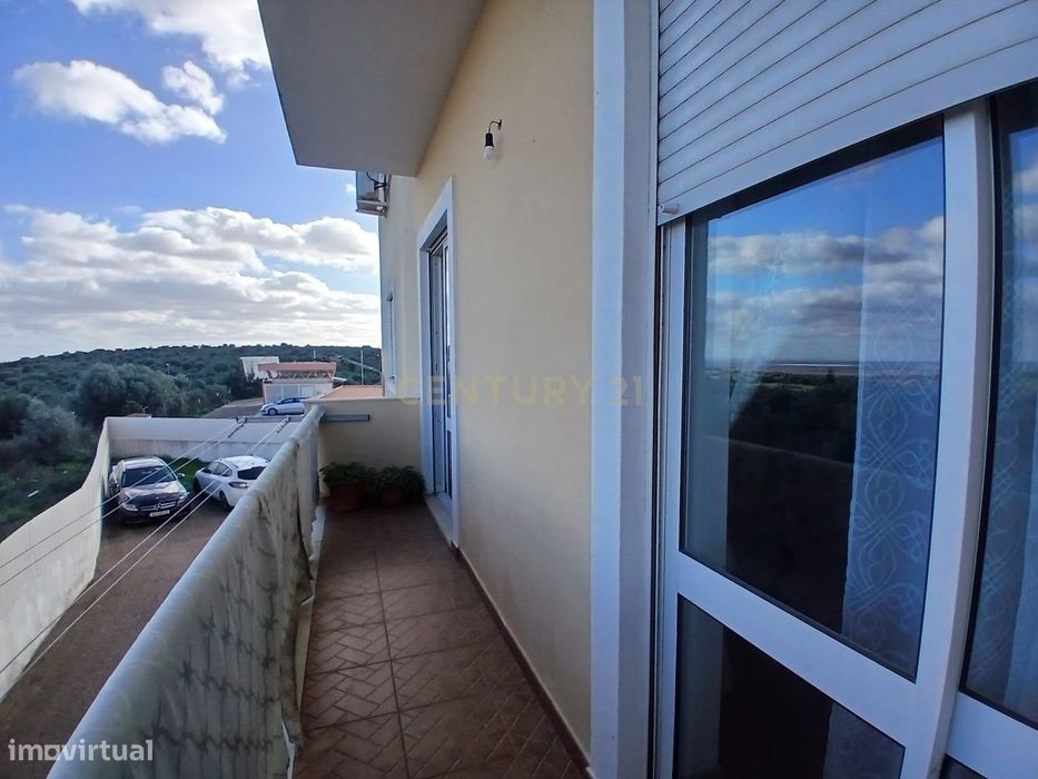 Apartamento T2 em Caia, Elvas - Oportunidade Única!
