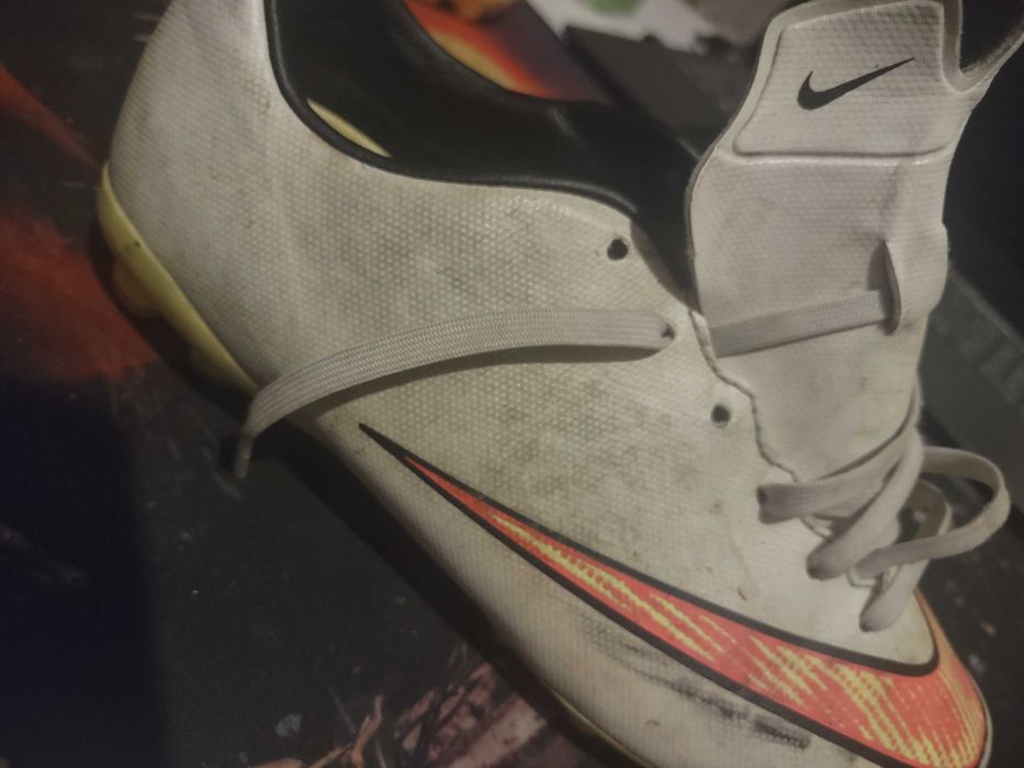 Korki do piłki nożnej