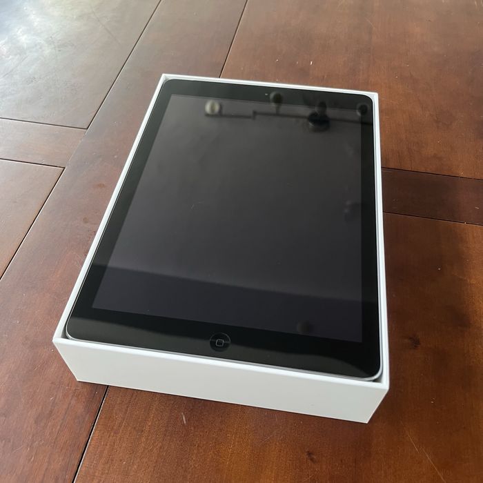 Ipad Air 2 Wifi + Sim, + Carregador + Caixa