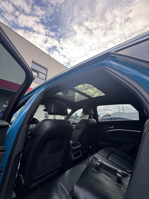Audi e-tron Audi e-tron 55 quattro | 408 KM | 95 kWh | 4x4 | Elektryczny SUV 2019