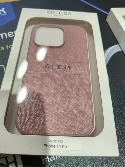 Etui Guess/ Karl Lagerfeld do iPhone 14 Pro*Różne rodzaje*M