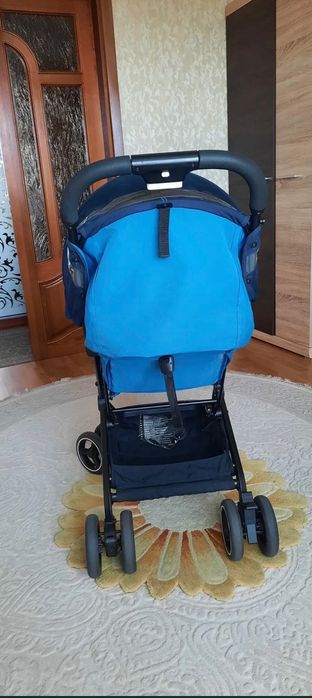 Продам коляску для прогулянок QBit
