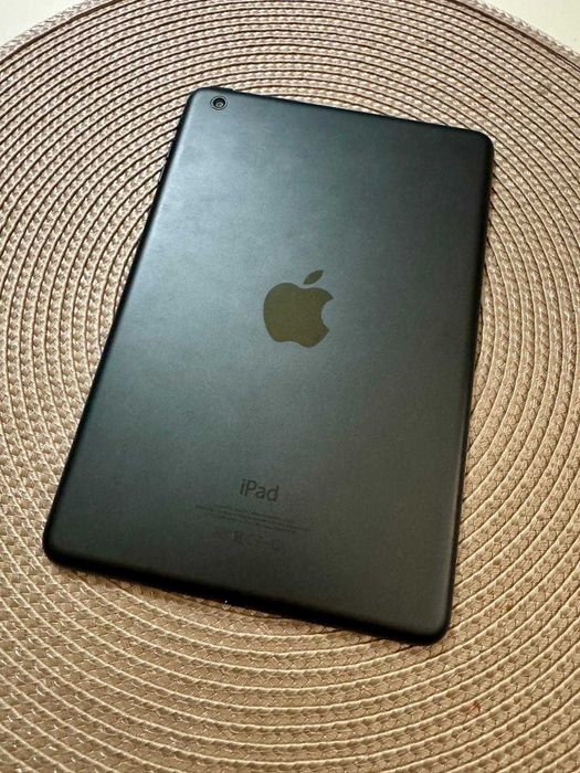 iPad mini 1 Wi-Fi Black A1432 16 GB