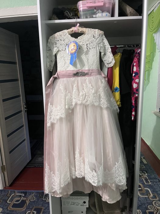 Роскошное выпускное платье.