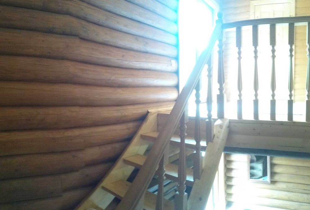 Дерев'яний котедж будинок